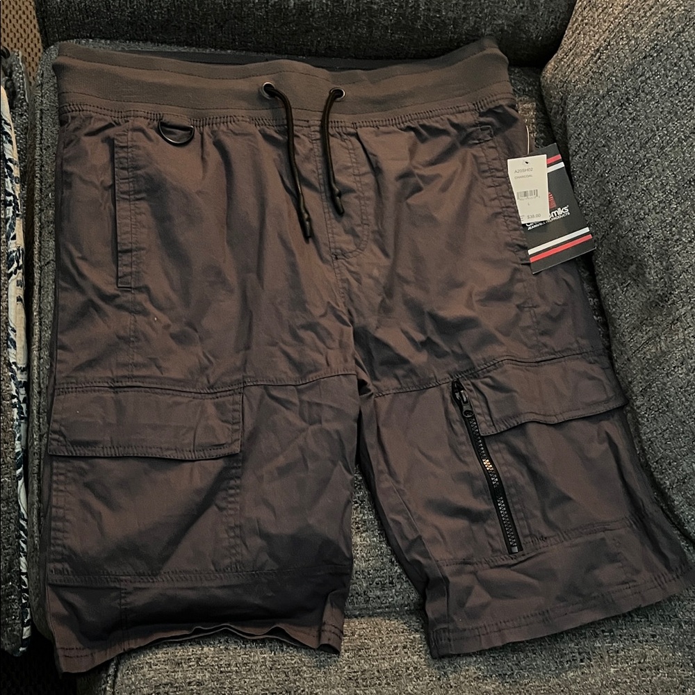Akademiks Dark Gray Cargo Shorts
